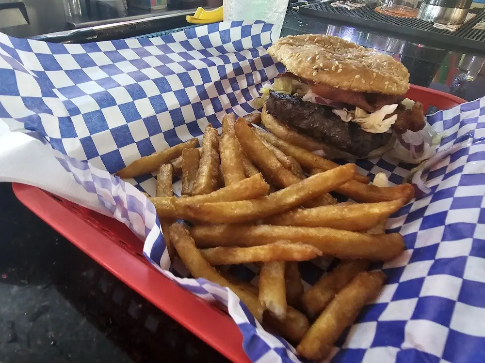 Hal Pound Bacon Cheeseburger